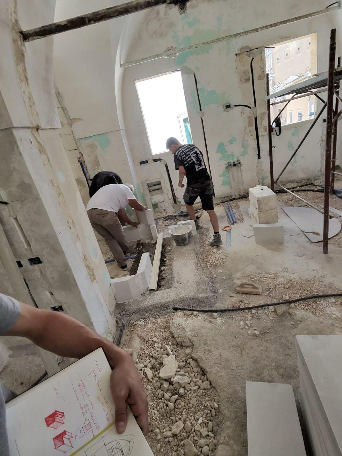 The sketch of the hamam on a notebook, drawn in the room while the first blocks were already going up, Via Verdi 15, Manduria, Salento, Puglia
